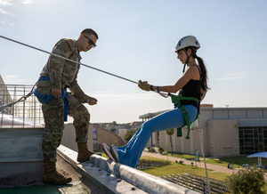 20221008_ROTC-Rappelling-ED-7832-(002)